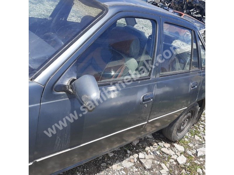 1996 daewoo nexia 1.5 çıkma sol takım kapı