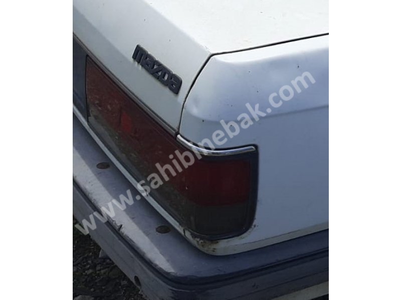 1988 mazda 323 1.6 çıkma sağ stop lambası