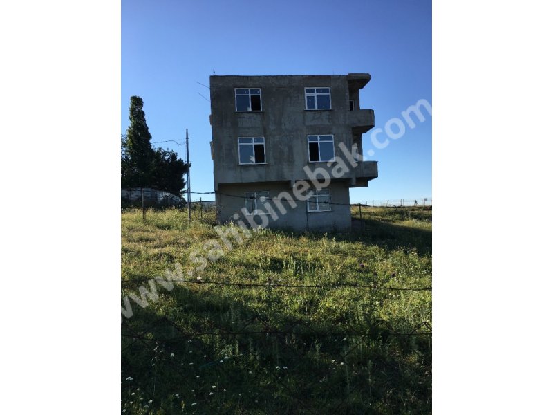 Tuzla Akfırat Mah. Herbir kat 3+1 daire 3 katlı acil satılık bina