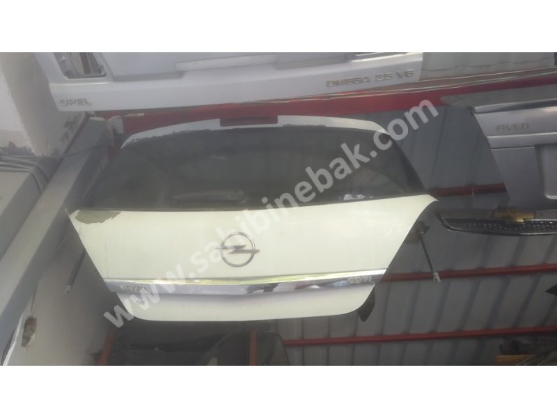 OPEL ASTRA H BAGAJ KAPAĞI