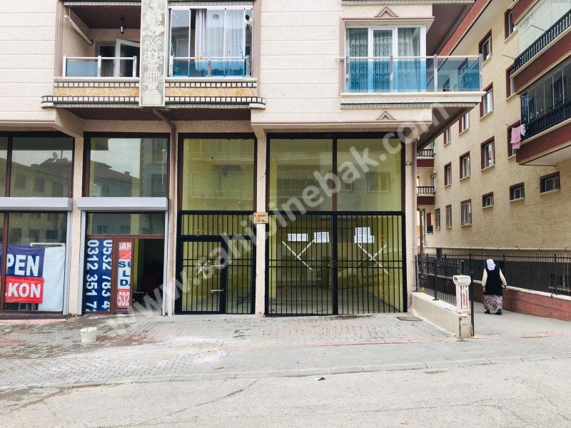 MAMAK HÜSEYİNGAZİ DE YÜKSEK TAVAN 80M2 KİRALIK DÜKKAN