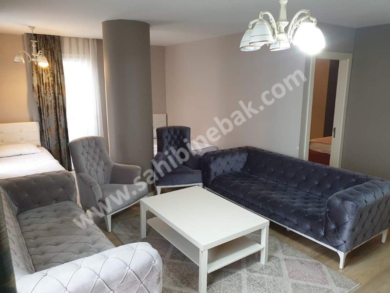 İSTANBUL BAKIRKÖY'DE SAHİBİNDEN KİRALIK 2. KAT 2+1 DAİRE 90 M2