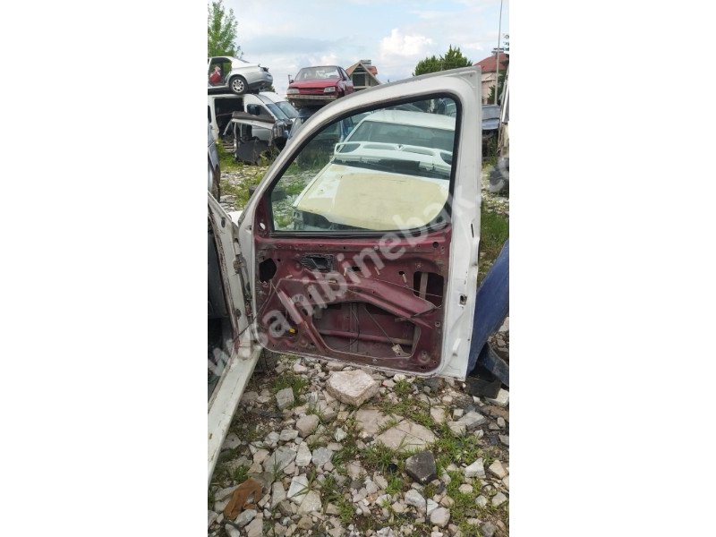 1999 model peugeot partner 1.4 çıkma sağ ön kapı