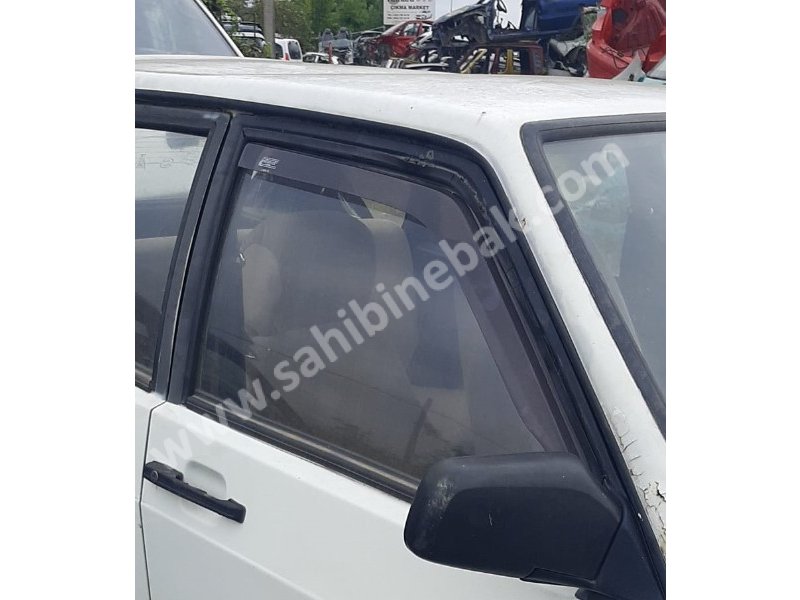 Lada samara çıkma sağ ön kapı camı
