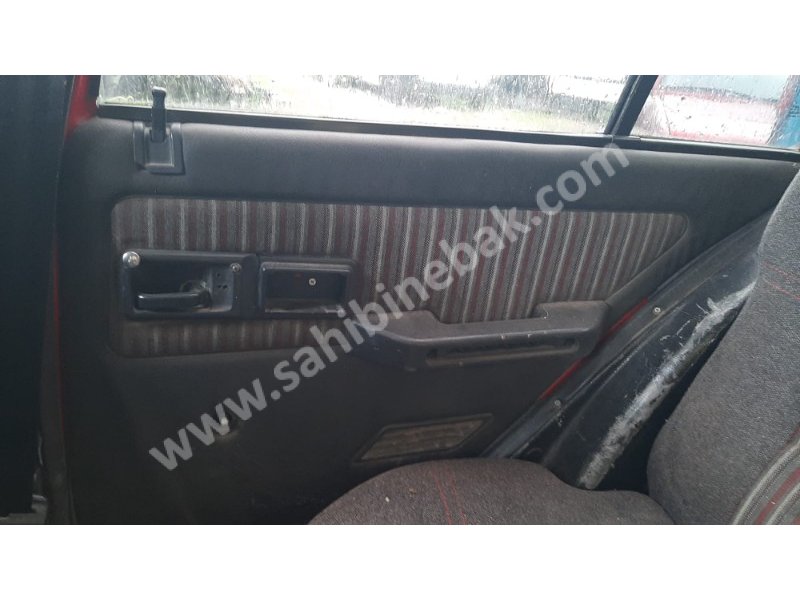 Peugeot 205 sökme sağ arka kapı döşemesi