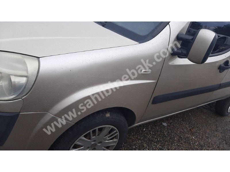 2011 fiat doblo çıkma sol ön çamurluk