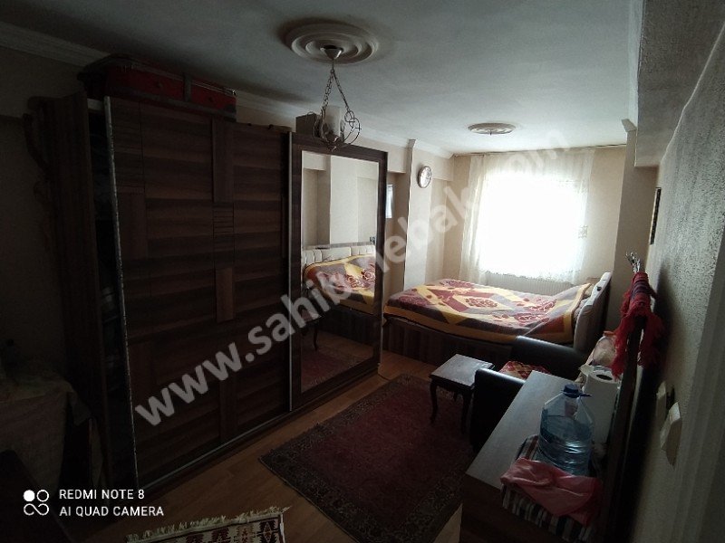 İstanbul Gaziosmanpaşa Kazım Karabekir Mah. Satılık 4. Kat 4+2 Daire 170 m2