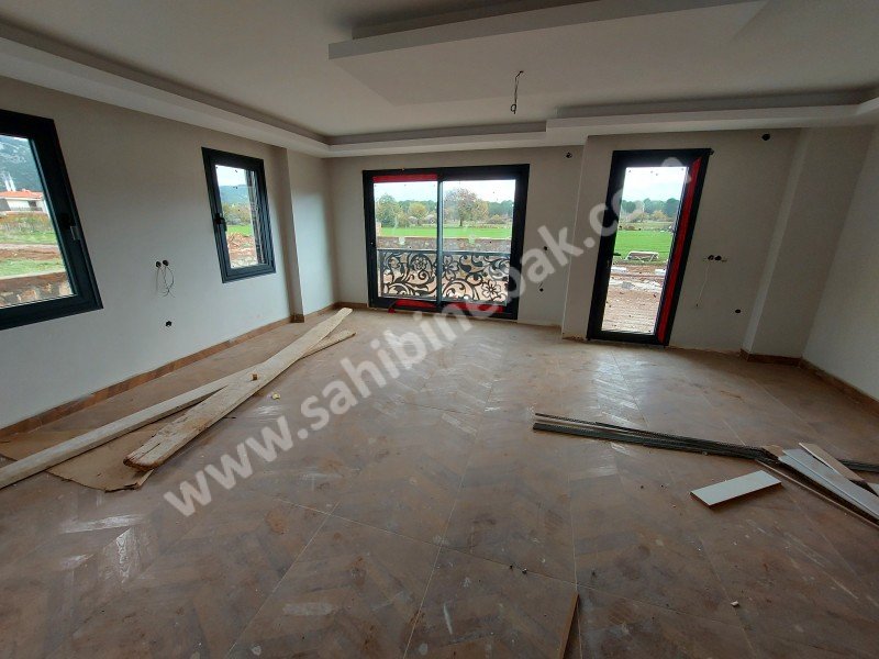 Menteşe Gülağzı Satılık 3+1 Bahçeli Villa 330 m2 Arsa 146 m2