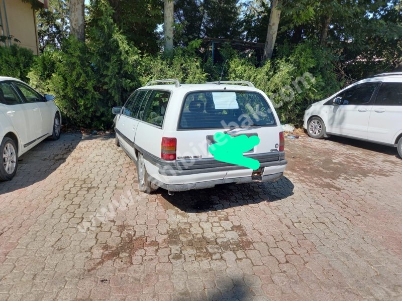 OPEL OMEGA A STW DOLU BAGAJ