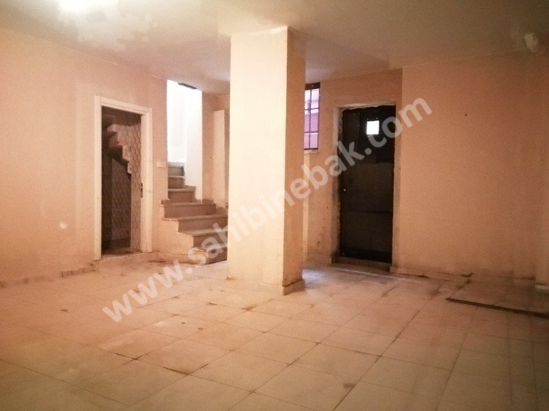 İstanbul Sancaktepe Meclis Mah. Kiralık 70 m2 Depolu Dükkan