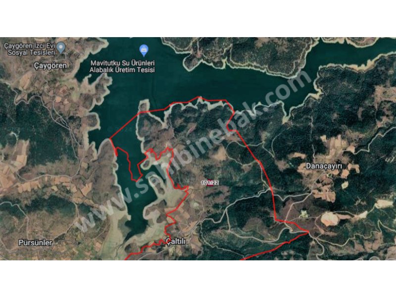 Sındırgı Çaltılı Mah. Yatırımlık, Göle yakın Satılık 6483 m2 Tarla