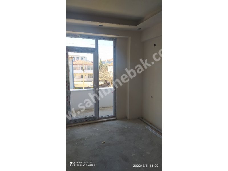 Kartepe Ertuğrul Gazi Mah. 3+1 Satılık Ara Kat. Daire 115 M2