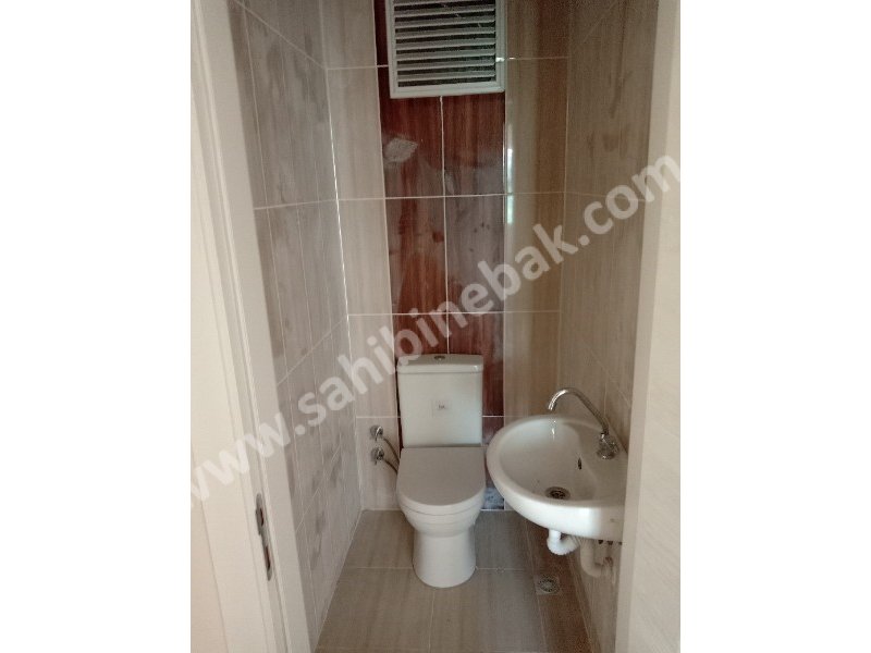 Roda okulu civarında Sıfır ve İskanlı Sitede 100 m2 Satılık 1. Kat 2+1 Daire