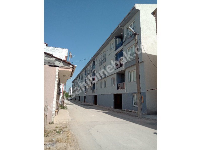 Roda okulu civarında Sıfır ve İskanlı Sitede 100 m2 Satılık 1. Kat 2+1 Daire