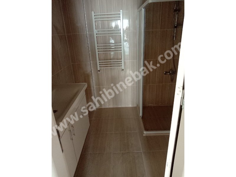 Roda okulu civarında Sıfır ve İskanlı Sitede 100 m2 Satılık 1. Kat 2+1 Daire