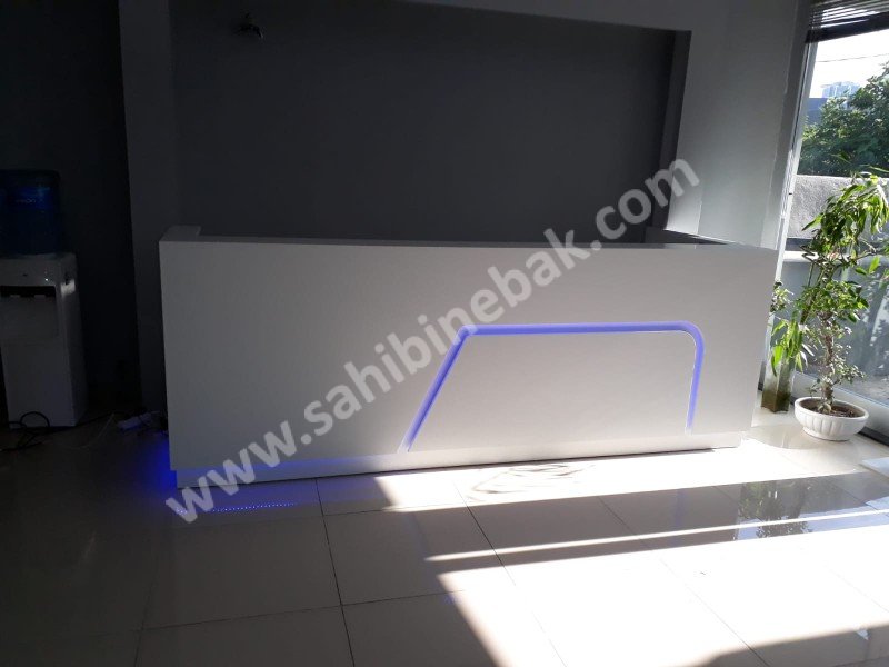 MODERN CNC BANKO OFİS BANKOSU SINIRSIZ RENK ARAL OFİS