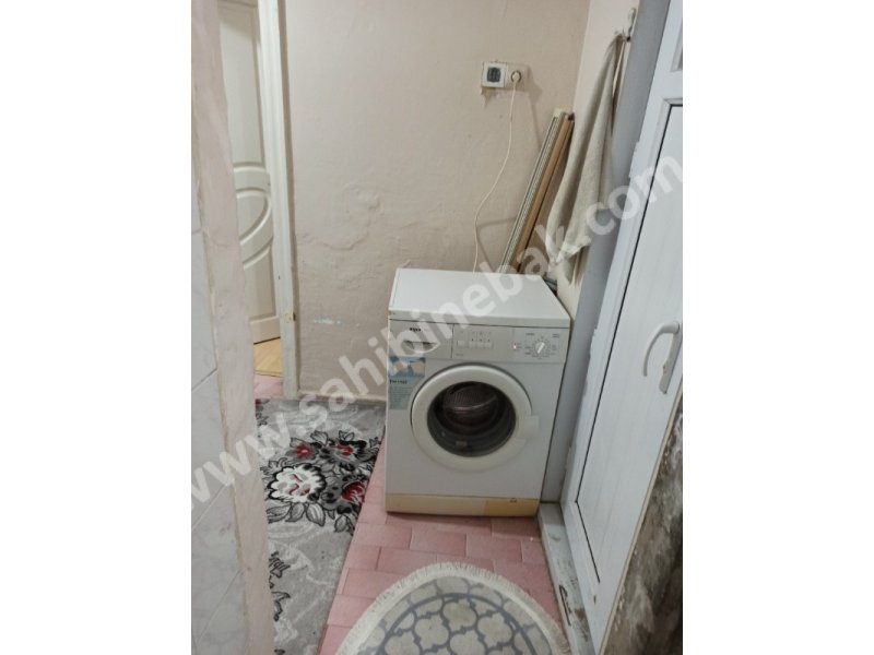 Beyoğlun'da Öğrenciye bekara Uygun kiralık paylaşımlı daire