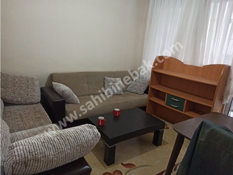 Beyoğlun'da Öğrenciye bekara Uygun kiralık paylaşımlı daire