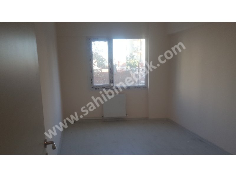 Manisa Kırkağaç Şair Eşref Mah. Satılık 2+1 Yüksek Giriş Daire 80 m2