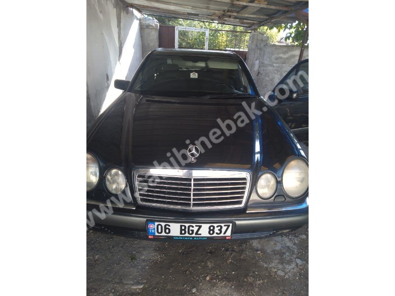 Sahibinden Satılık 1998 Model E200 Elegance Metalık Siyah Mersedes