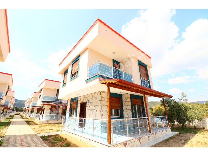 İzmir Seferihisar Doğanbey'de Satılık Tamamen Müstakil 3+1 Villa