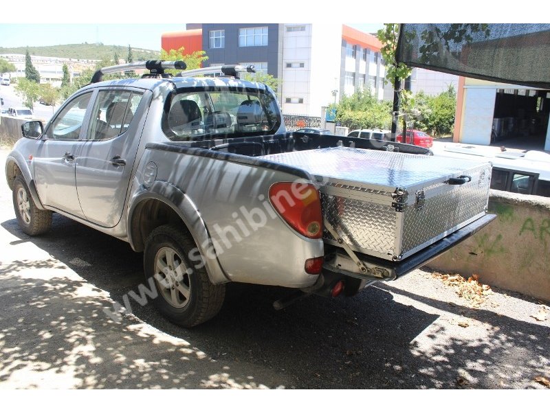 Mitsubishi L200 port bagaj