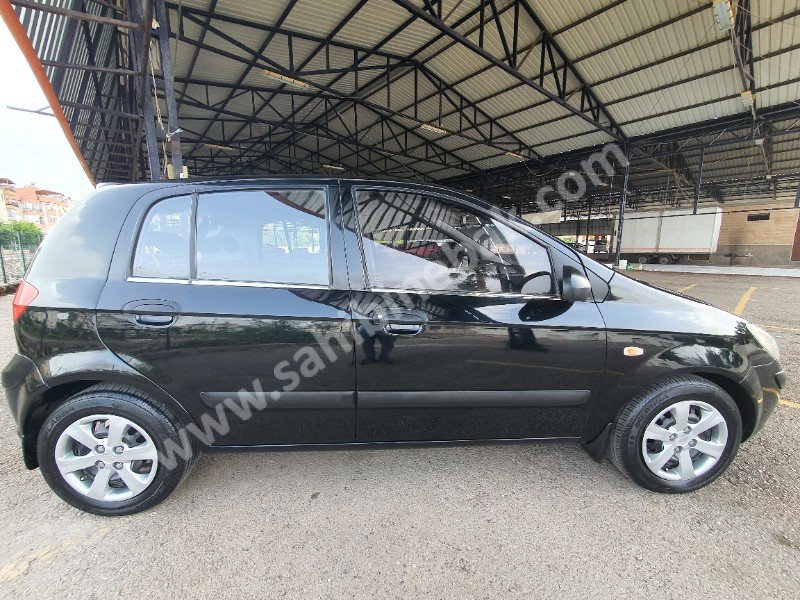 SATILIK 2009 MODEL HYUNDAI GETZ 1.4 DHOC START 130.BİN KM NAVİGASYONLU