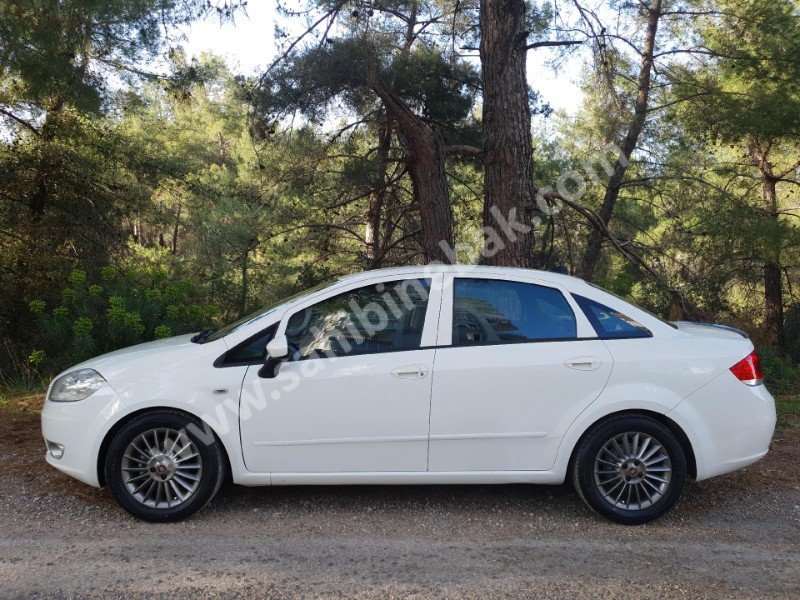 2012 MODEL ORJİNAL + NAVİGASYON + SESLİ KOMUT + 102 BİN KM + JANT LASTİK YENİ