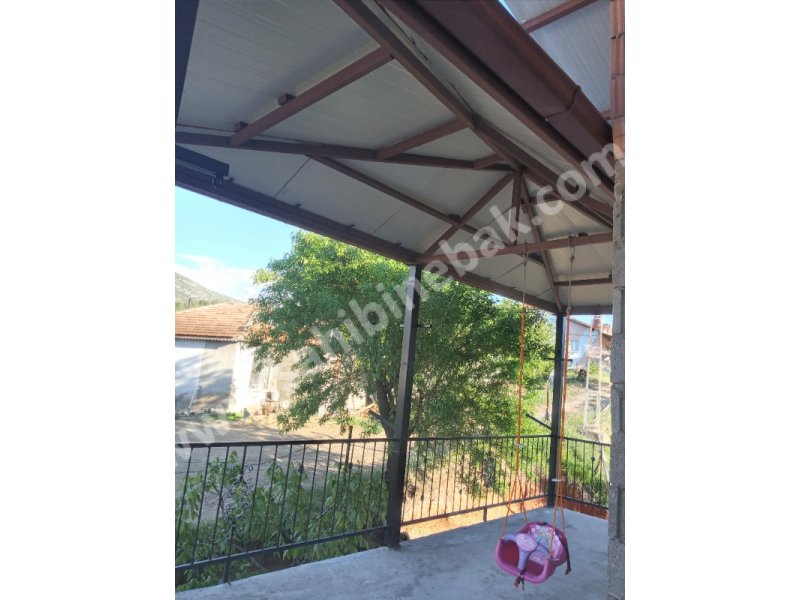 Isparta Eğirdir‎'de Gõl manzaralı 2 katlı Satılık 3+1 Müstakil 150 m2 Ev