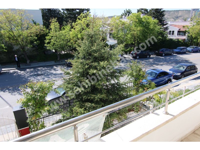 ÇANKAYA YAŞAMKENT YENİKENT'TE CADDEDE İŞYERİNE'DE UYGUN SATILIK 6+1 VİLLA