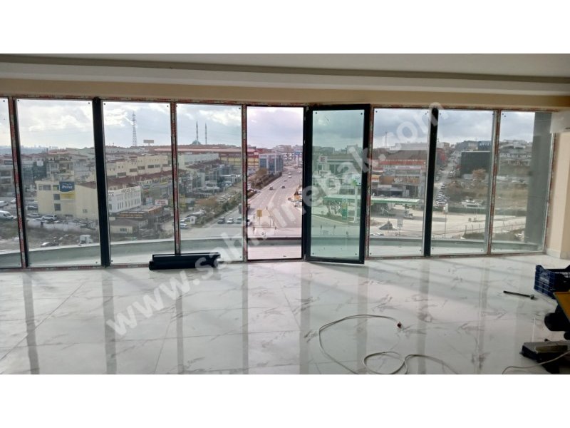ANKARA YENİMAHALLE MEHMET AKİF ERSOY CADDE ÜZERİN'DE SATILIK 82 M2 OFİS