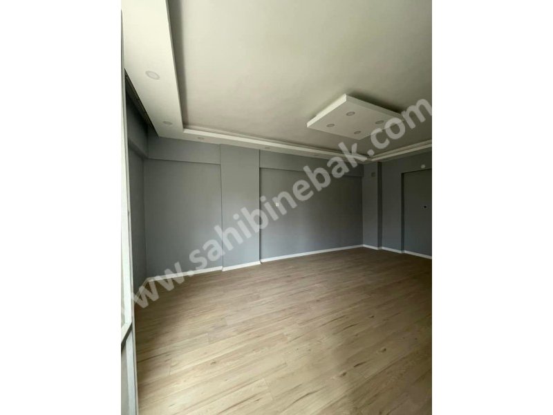 İstanbul Ümraniye Esenevler Mah. 3+1 Satılık Yüksek Giriş Daire 135 m2