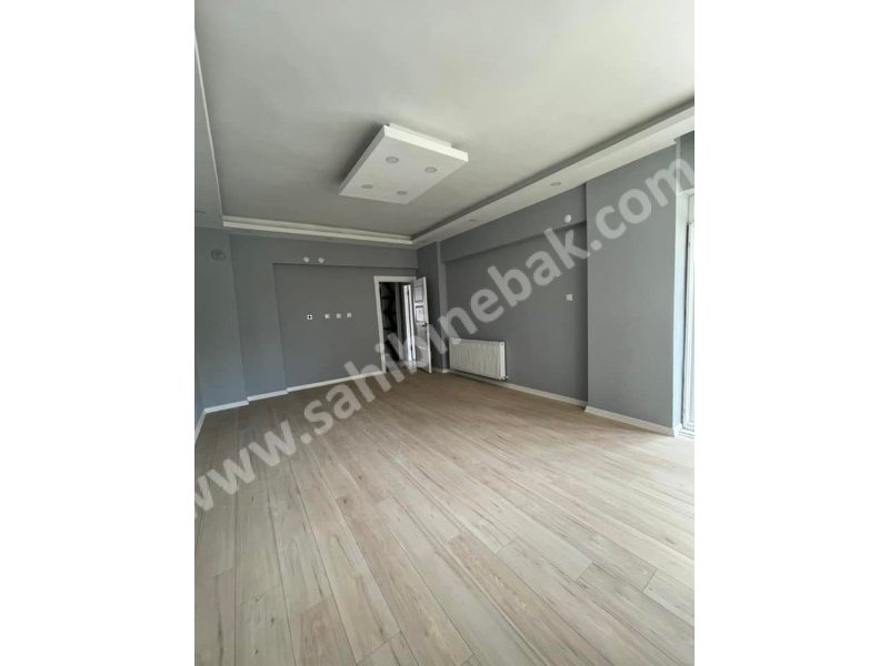 İstanbul Ümraniye Esenevler Mah. 3+1 Satılık Yüksek Giriş Daire 135 m2