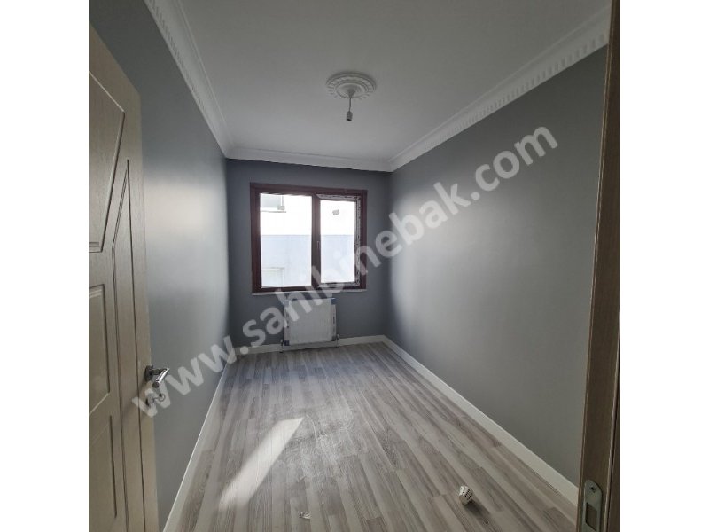 Esenyurt Saadetdere Mah. Satılık 4.Kat 3+1 Daire 140 m2