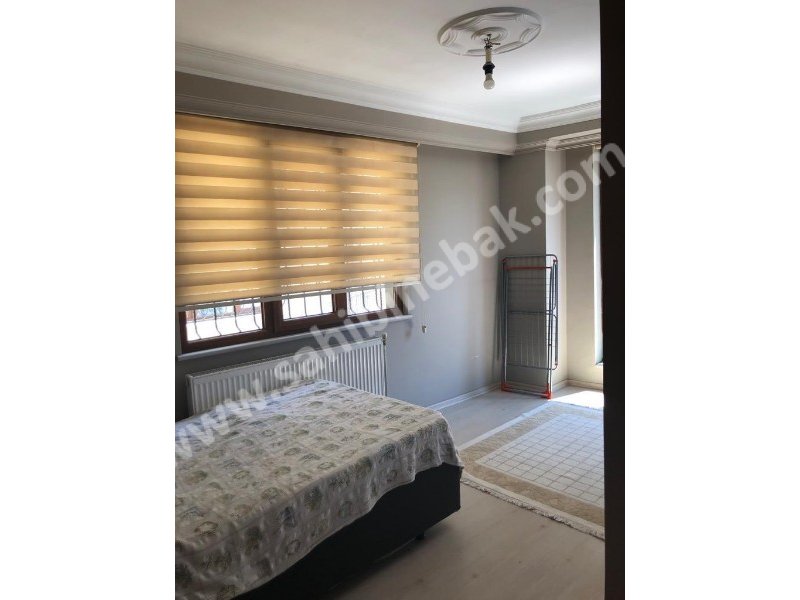 İstanbul Eyüpsultan Merkez Mah. Satılık 3+1 Ara Kat Daire 95 m2