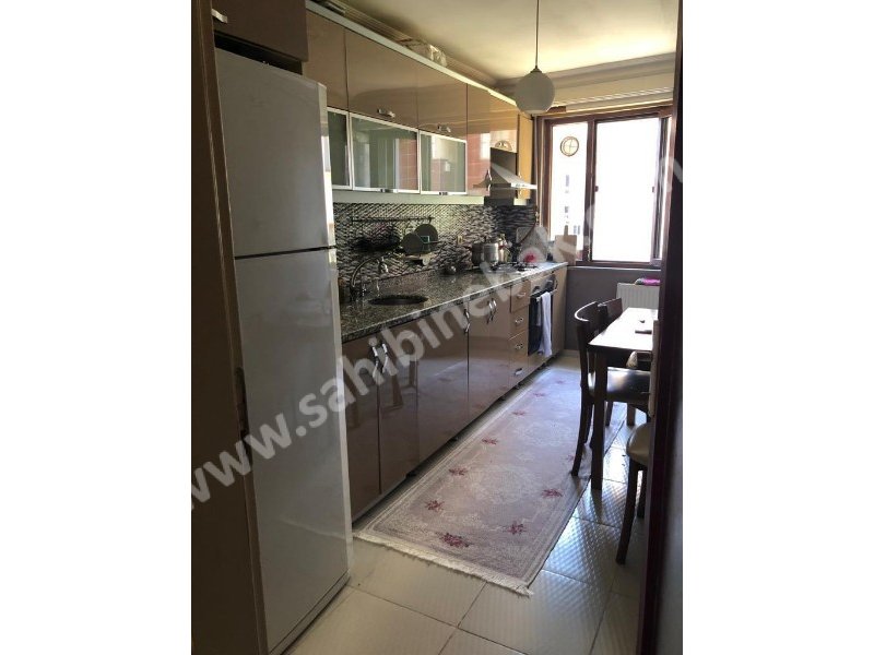 İstanbul Eyüpsultan Merkez Mah. Satılık 3+1 Ara Kat Daire 95 m2