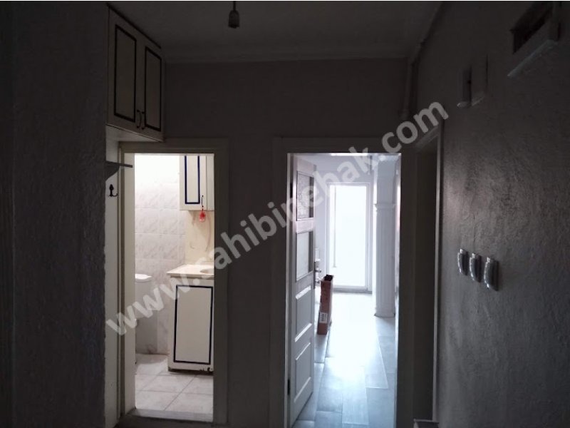 ORHANGAZİ CAMİKEBİR MAH. 90 M2 SATILIK 5. KAT 2+1 DAİRE