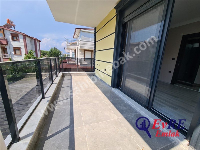 Balıkesir Ayvalık Altınova'da Satılık 4+1 Tripleks 160 m2 Villa