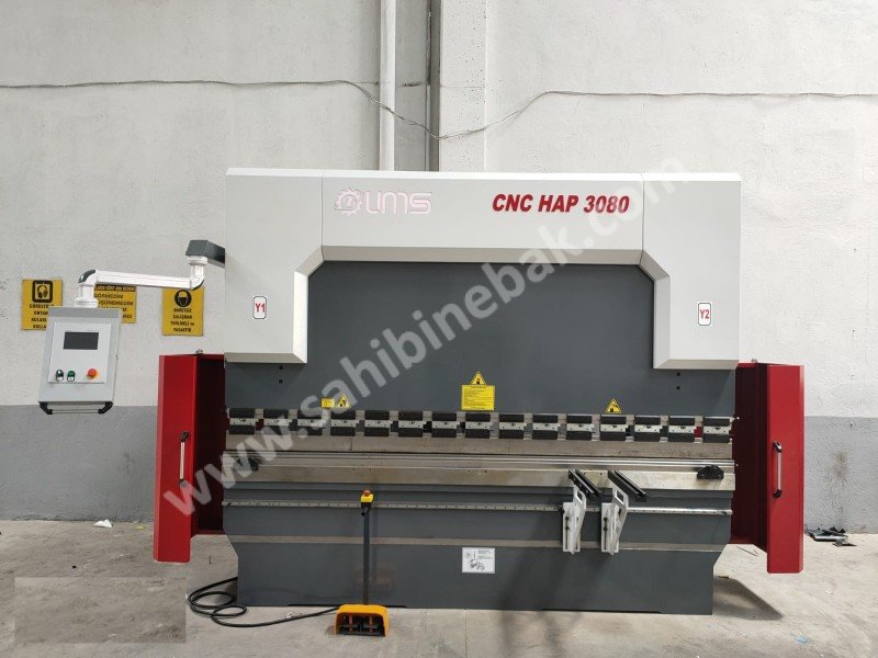  CNC 3100 x 80 Ton 3..