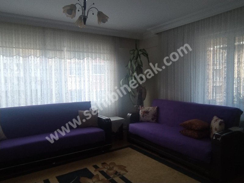 Edirne Keşan Aşağı Zaferiye Mah. Kiralık 2. Kat 1+1 Daire 78 m2