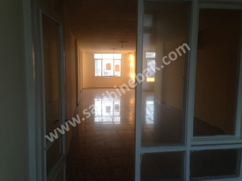 Hatay İskenderun‎ Dumlupınar Mah. Satılık 1. Kat 3+1 Daire 140 m2