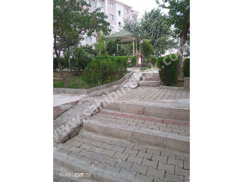 Ankara'da Satılık 3+1 Bahçe Katı Daire 110 m2