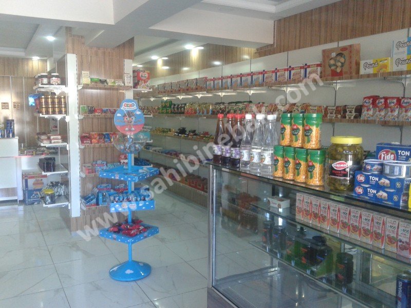 Bitlis Ahlat Erkizan Mah. Aşağı Çarşı Baytuğ Sahil Sitesinde Satılık 65 m2 Dükkan