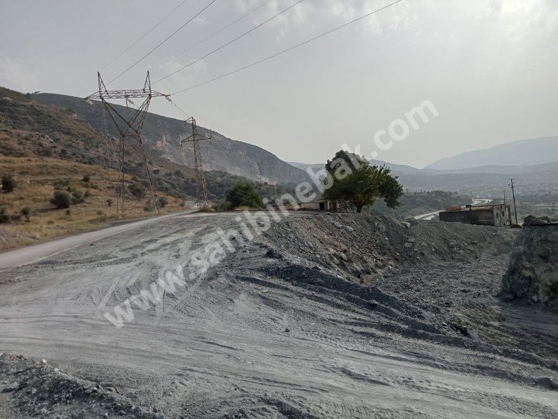 İSKENDERUN AKÇAYDA SAHİBİNDEN KİRALIK TIR GARAJI ARAZİSİ