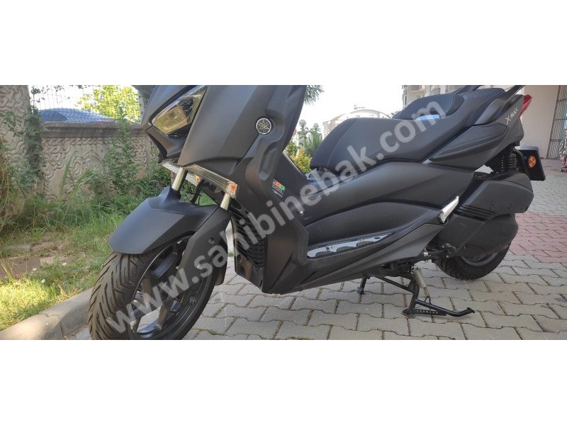 Yamaha X-Max 250 ABS