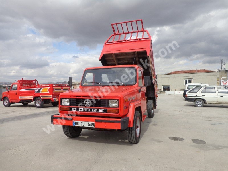 ANKARADA DAMPERLİ 2000 MODEL PERKİNS MOTOR FUL ORJİNAL DOÇ