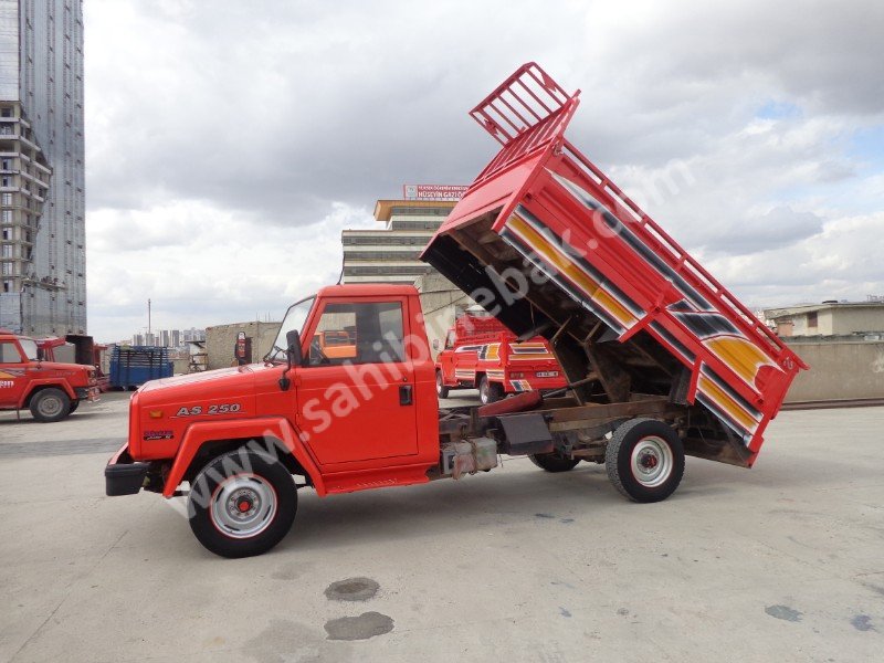 ANKARADA DAMPERLİ 2000 MODEL PERKİNS MOTOR FUL ORJİNAL DOÇ