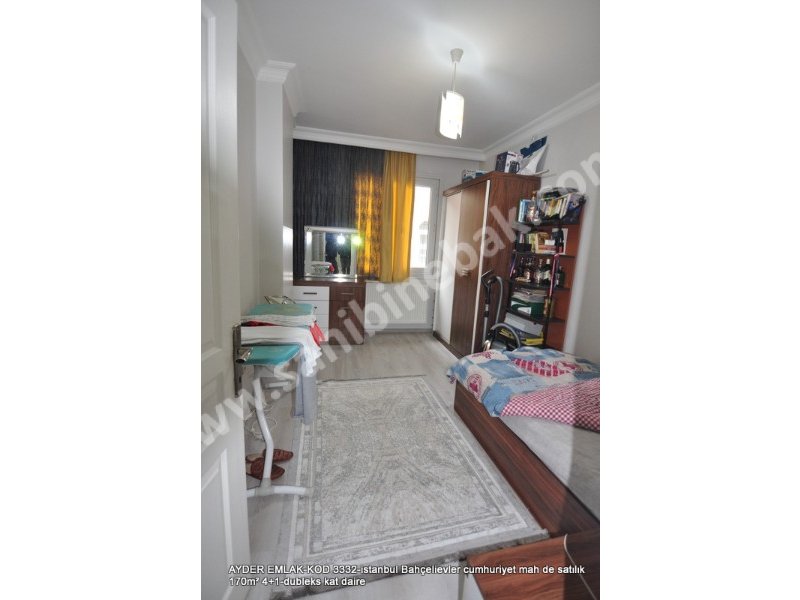 Bahçelievler Cumhuriyet Mah. 170 m2 Satılık 2. Kat 4+1 Daire