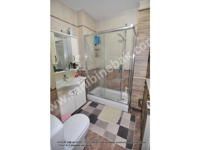 Bahçelievler Cumhuriyet Mah. 170 m2 Satılık 2. Kat 4+1 Daire