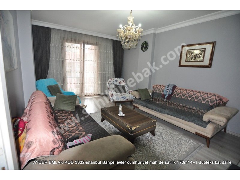 Bahçelievler Cumhuriyet Mah. 170 m2 Satılık 2. Kat 4+1 Daire